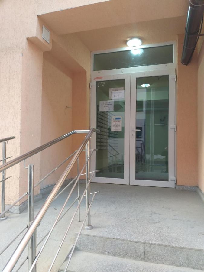 Luxury Daniel Apartament Residence Militari Roşu Εξωτερικό φωτογραφία