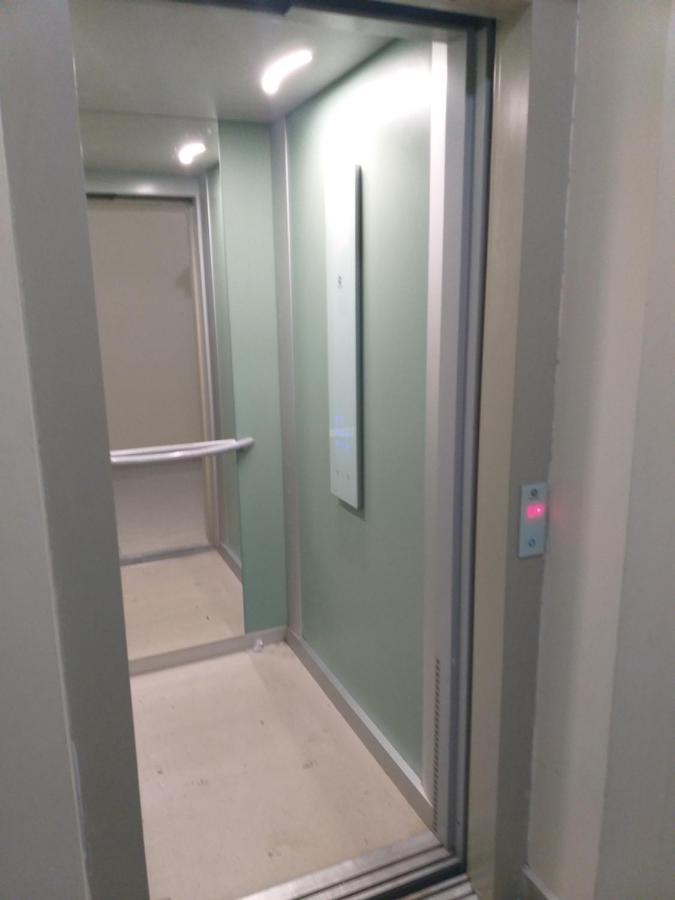 Luxury Daniel Apartament Residence Militari Roşu Εξωτερικό φωτογραφία